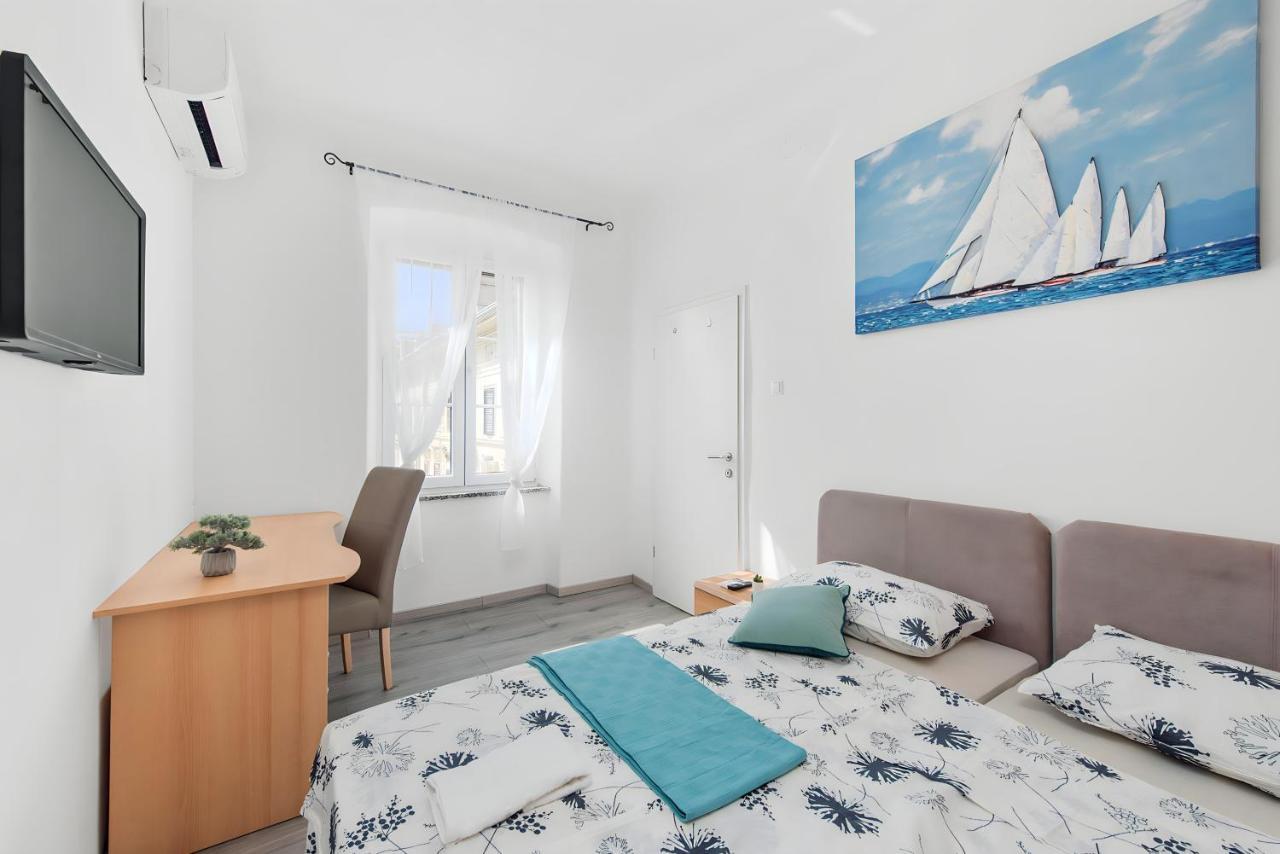 Little Flower City Studio 5 - Rijeka Rent Екстериор снимка